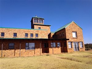 1000 m² Commercial space in Mooikloof Heights