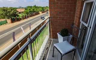 2 Bedroom Apartment in Montana Park