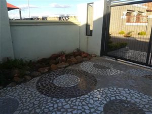 3 Bed House in Nellmapius