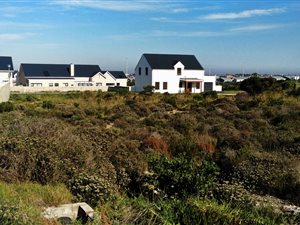 326 m² Land available in Westcliff