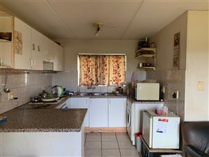 2 Bed Apartment in Goodwood