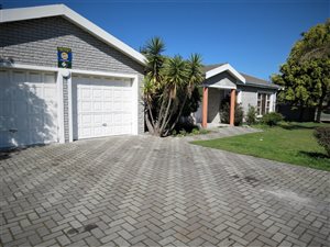 3 Bed House in Sonstraal Heights