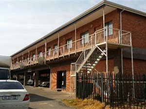 6 Bed Apartment in Kokstad