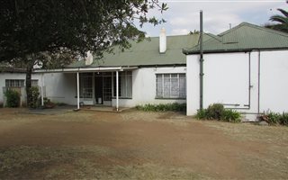 5 Bedroom House in Plantation