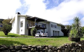 3 Bedroom House in Old Place