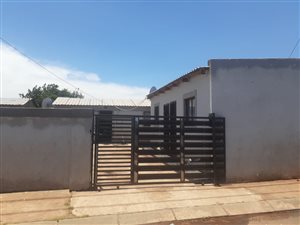 1 Bed House in Nadustria