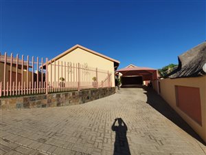 3 Bed Townhouse in Fochville