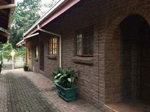 1 Bedroom Townhouse in Parkville