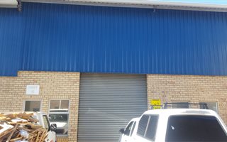 180 m² Commercial space in Amanzimtoti
