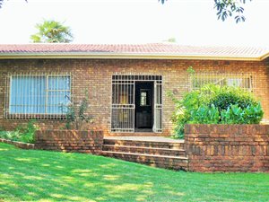 3 Bed House in Roodekrans