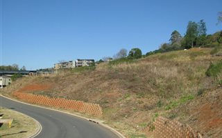 1016 m² Land available in Victoria Country Club Estate