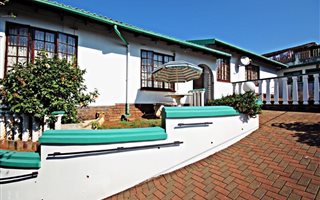 3 Bedroom House in Sparks Estate