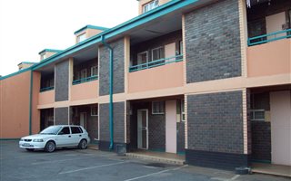 2 Bedroom Flat in Adamayview