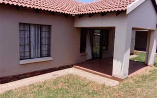 3 Bedroom Simplex in Albemarle