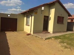 2 Bed House in Ebony Park