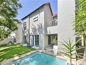 2 Bed Cluster in Fourways Gardens
