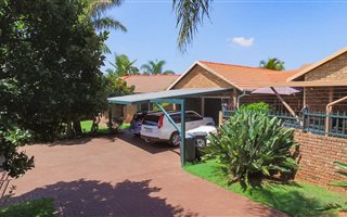 3 Bedroom Duet in Ninapark