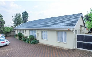 9 Bedroom House in Eastleigh