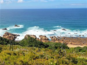 1.1 ha Land available in Pezula Private Estate