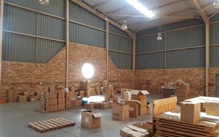 430 m² Industrial space in Linbro Park