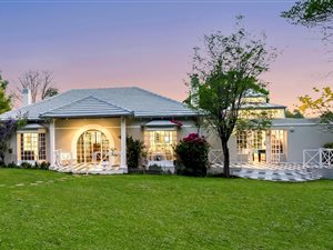 4 Bed House in Parktown North