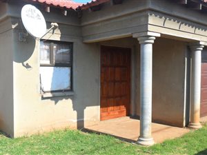 3 Bed House in Vosloorus