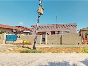3 Bed House in Newlands