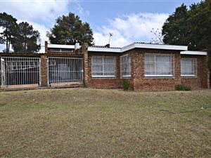 9 Bed House in President Park