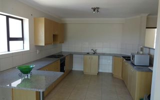 3 Bedroom Apartment in Hartenbos Heuwels