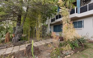 4 Bedroom House in Eden