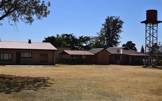 1 ha Farm in Bredell AH