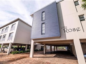 1 Bed Apartment in West Hill
