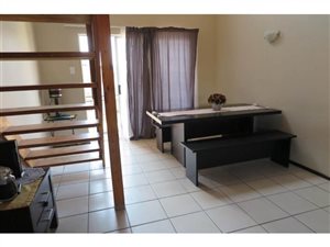 3 Bed Duplex in Lakefield