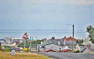 663 m² Land available in Struisbaai