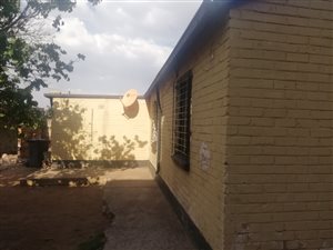 3 Bed House in Alra Park