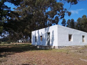 2141 m² Farm in Bredasdorp