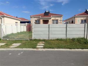 2 Bed House in Kalkfontein