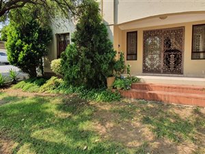 2 Bed Apartment in Eagle Trace Estate