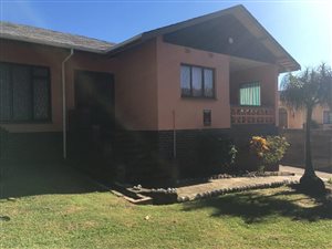 4 Bed House in Uvongo
