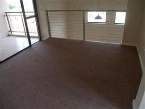 1 Bed House in Silver Lakes Golf Estate