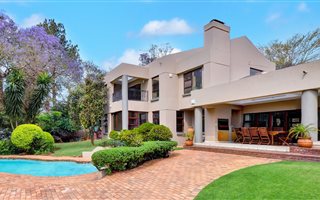 5 Bedroom House in Bryanston