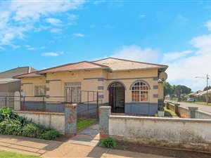 3 Bed House in Springs Central