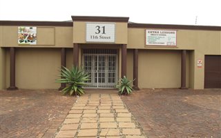 200 m² Office Space in Springs Central