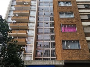 2 Bed Apartment in Joubert Park
