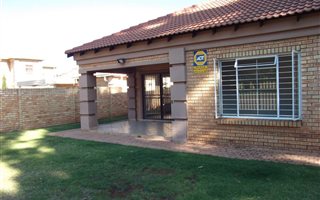 3 Bedroom Cluster in Boksburg North