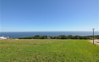 700 m² Land available in Le Grand Golf Estate
