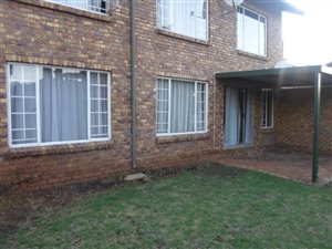 2 Bedroom Apartment in Rooihuiskraal