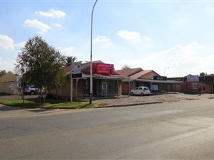 390 m² Commercial space in Boksburg North