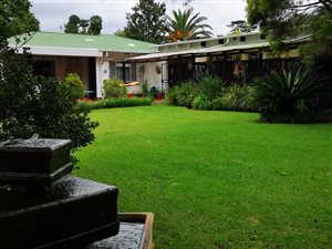 9 Bed House in Clubview