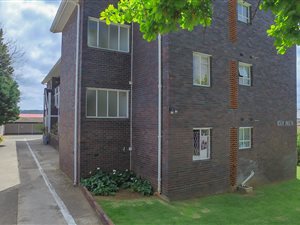 2 Bed Apartment in Sunnyside